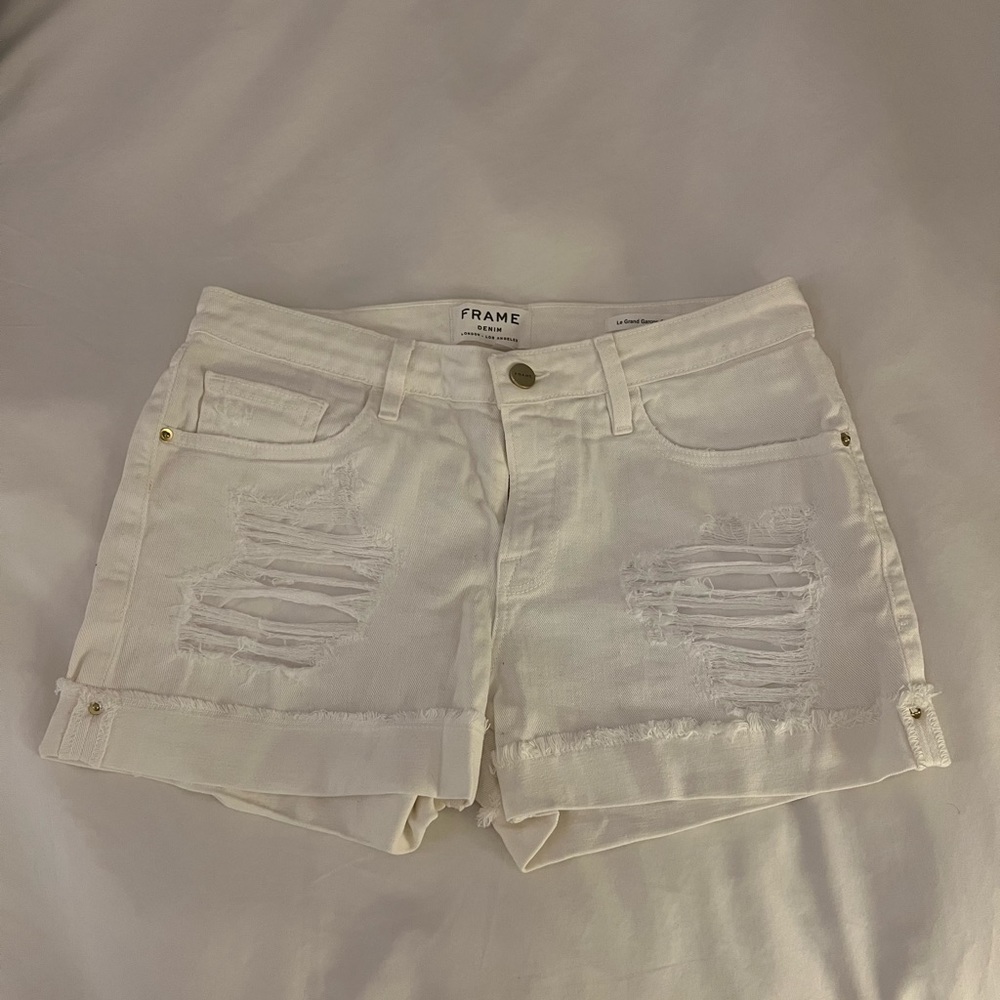 Brand new FRAME denim shorts size 26, distressed, white
